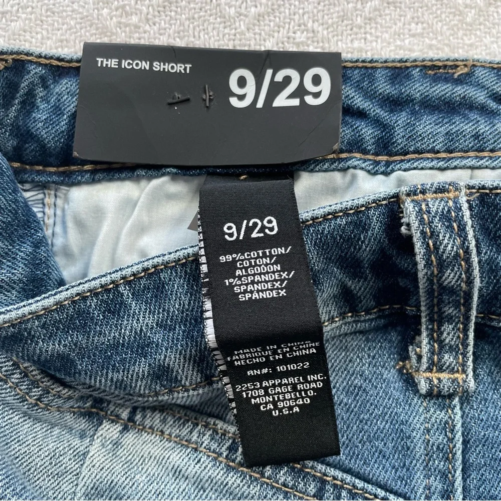 Kendall & Kylie Distressed Blue‎ Jean Shorts ~ Size 9 / 29  ~ Summertime ~ NWT